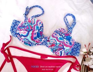 Very Beautiful Beachwear Exclusive Bikini Set