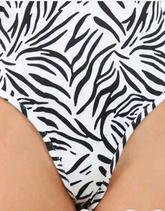 Trendy Zebra Print Tank Top
