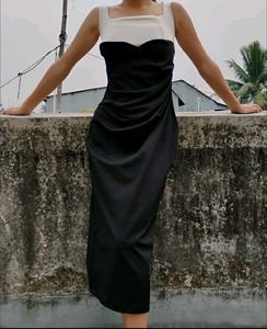 Newme Elegant Two-Tone Midi Dress