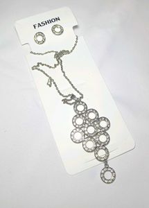 Sparkling Circle Pendant Necklace &amp; Earrings Set