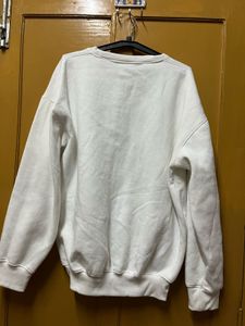 Cute White Graphic Print Sweatshirt