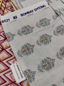 2 Bedsheet and 1 pillow Covers