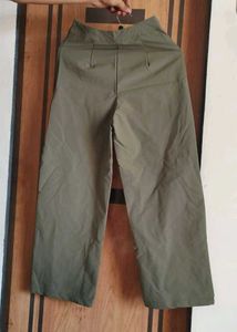 Stylish Wide-Leg Trousers