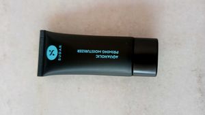 SUGAR Aquaholic Priming Moisturizer