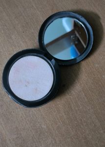 Golden Belt *FREE* Maybelline Fit Me Compact