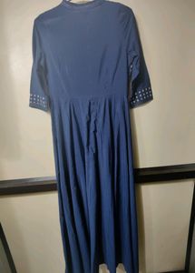 Women's  Casual Gown . Like New. Good Condition.