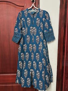 Fusion Blue Floral Print Kurta with Lace Sleeves