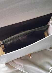 Chic White Shoulder Bag with Scarf Detail