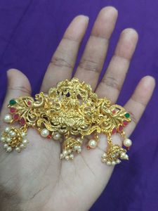 Exquisite Gold Plated hair clips 🤩