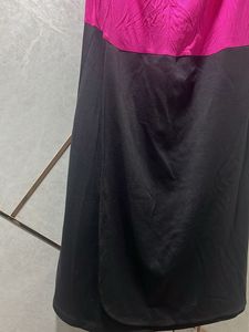 Chic Two-Tone Sleeveless Dress