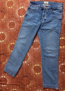 Wrangler Straight Fit Jeans