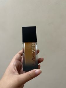 Huda Beauty Foundation