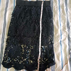 black skirt