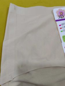 2017 -- 3D Seamless without elastic Panty