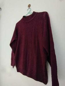 Burgundy Knit Turtleneck Sweater🎀🐥