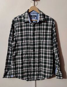 UCLA Plaid tailored Cotton Shirt Size - M