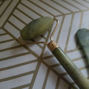 Jade Roller & Gua Sha