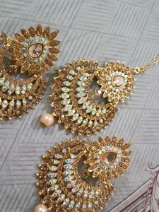 Earring With Mangtika