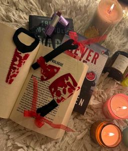 🔪The"Killer Thriller"Upcycled Bookmark Set🩸