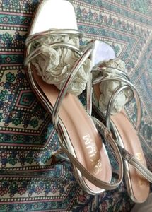 COMBO OFFER OF THREE HEELS