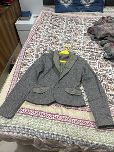 Stylish Gray Blazer