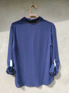 Chic Navy Blue Button-Up Blouse