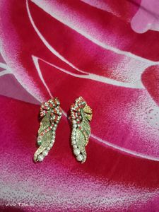 Elegant Feather Drop Earrings