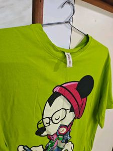 Parrot Green Stylish T-Shirt 💚