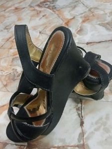 Elegant Black Heels with Bows