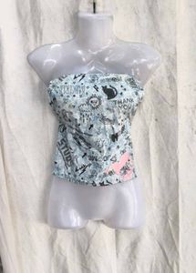 139. Cute Graphic Print Tube Top