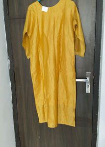 Elegant Yellow Embroidered Kurta