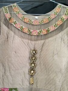 Beautiful Gown Wear Only twice In A Gud Condition