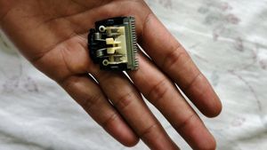 Black Hair Trimmer