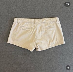 BLANCO Khaki Shorts