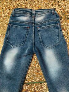 Stylish Graphic Print Jeans