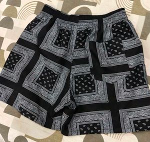 Stylish Black Bandana Print Pants