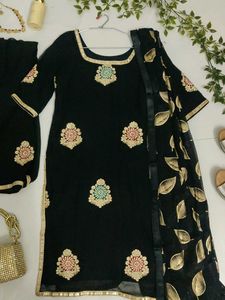 Elegant Black Kurta Set with Dupatta🖤✨