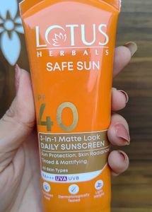 Lotus Herbals Safe Sun SPF 40 Daily Sunscreen