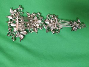New Hair Assessieries with Pearls and Shiny Stones