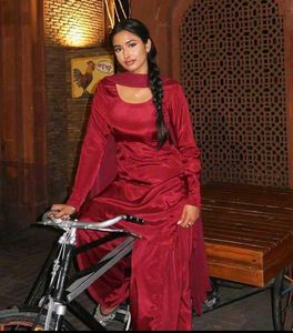 Elegant Red Salwar Suit