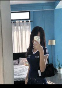 SAVANA Navy Blue Graphic Tee🩵