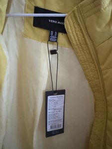 vero moda celery yellow jacket