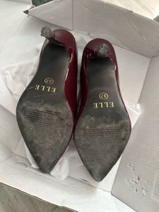 ELLE maroon burgundy patent stiletto pumps