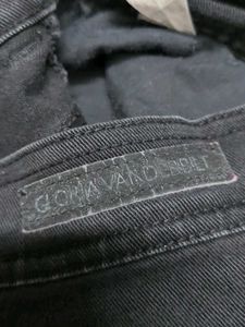 Y2K Gloria Vanderbilt: Stylish Black Denim Jeans
