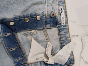 Ripped Baggy Jeans - ZARA