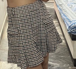 Chic Plaid Mini Skirt