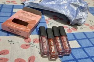 Brand New*** Matte Mini Lipstick (Set Of 4) Nude