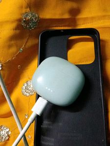 Stylish Wireless Earbuds with Charging Case