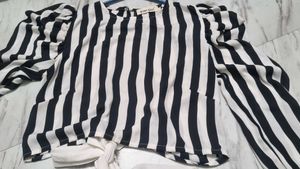 Chic Striped Tie-Front Crop Top