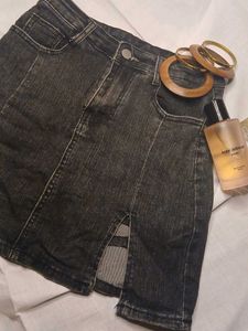 Dark Wash Denim Mini Skirt with Slit